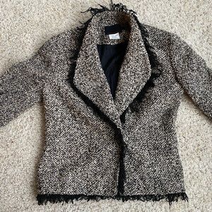 ⭐️ Lord and Taylor black and white fringe blazer